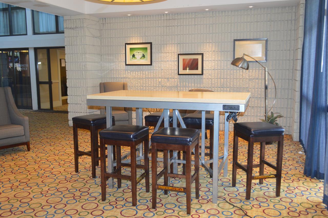 Red Lion Hotel North Baltimore Timonium Esterno foto
